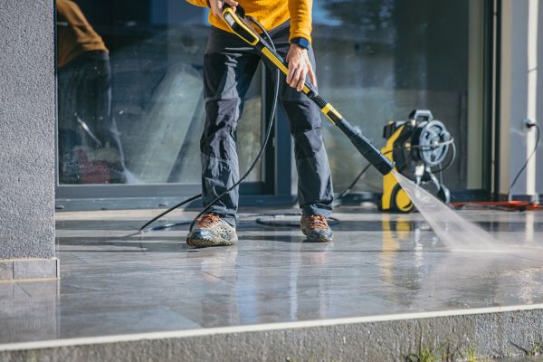 Cost of Concrete Cleaning in Issaquah