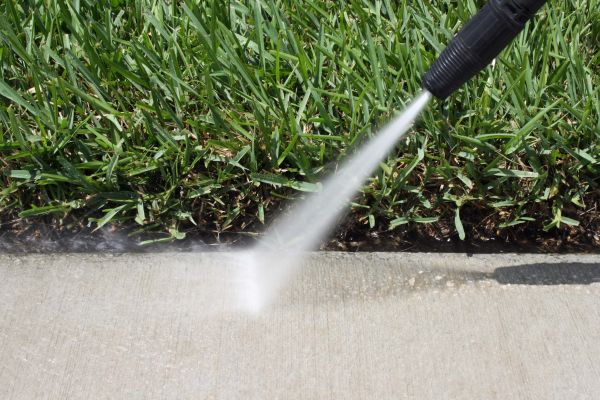 Cost of Sidewalk Cleaning in Issaquah