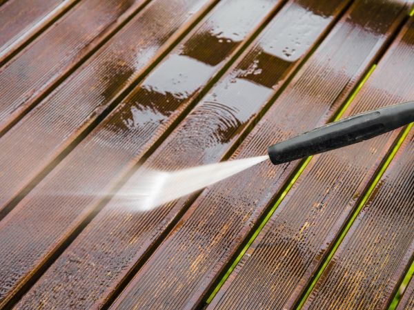 Cost of Balcony Cleaning in Issaquah