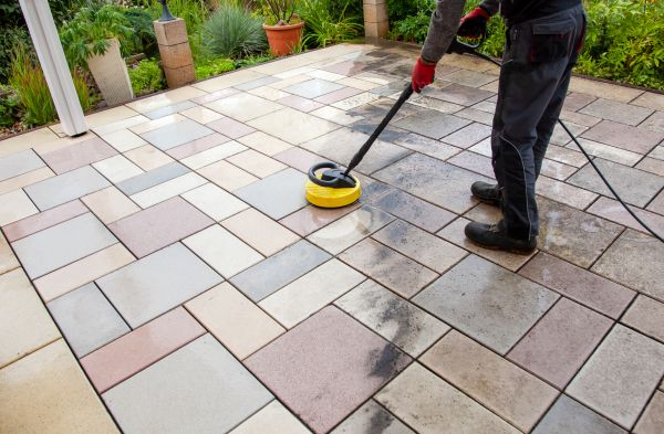 Cost of Patio Washing in Issaquah