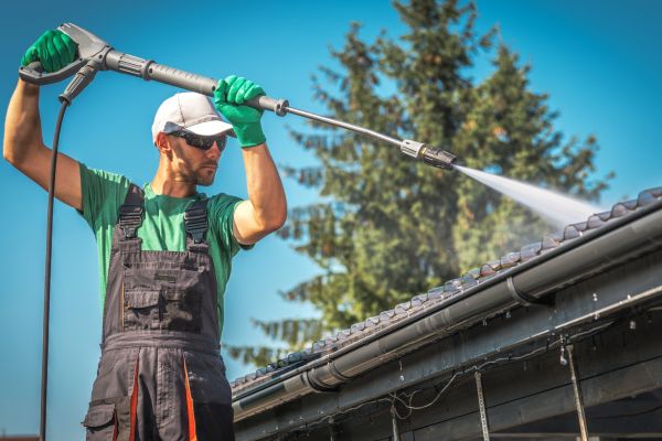 Cost of Gutter Jetting in Issaquah
