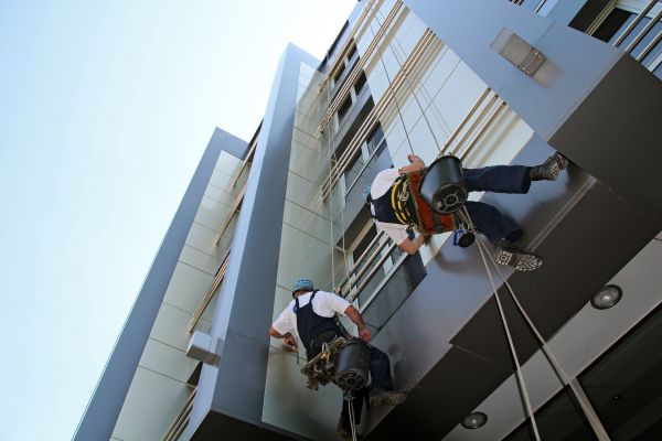 Cost of Condo Exterior Cleaning in Issaquah