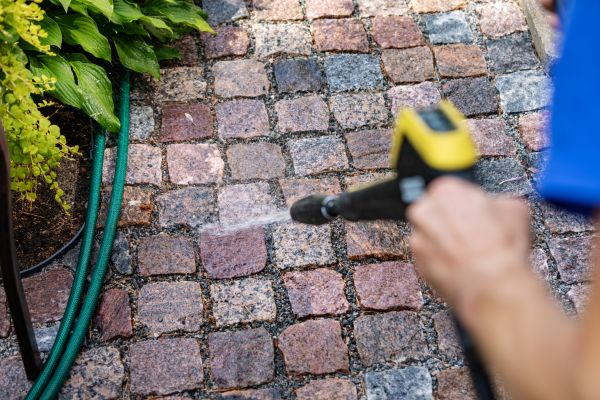 Cost of Paver Sidewalk Cleaning in Issaquah